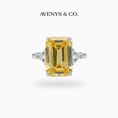 Emerald Trilogy Ring with Yellow Emerald Stone – on White Gold