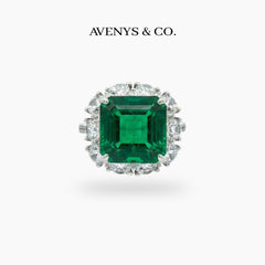Princess Halo Ring with Green Princess Stone – on White Gold