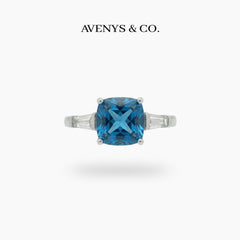 Princess Trilogy Ring with Blue Princess Stone – on White Gold