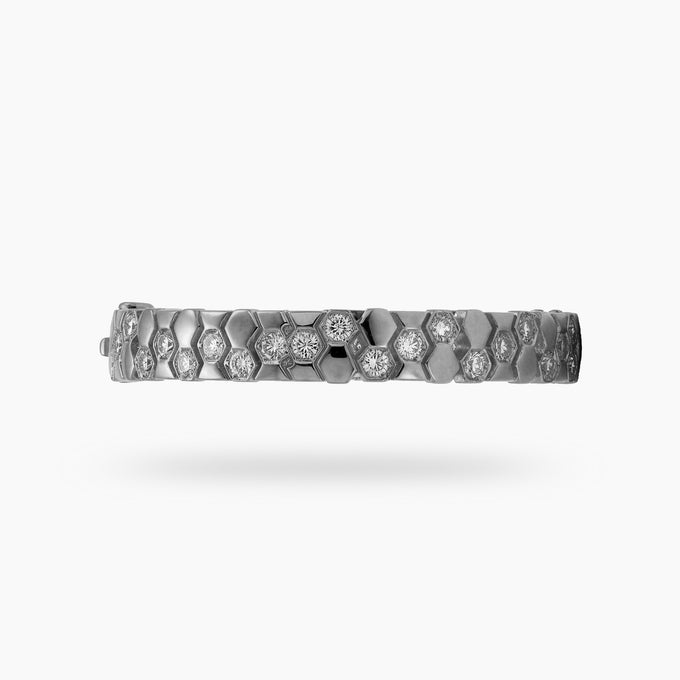 Honeycomb Wide Bracelet with White Round Stone – on White Gold