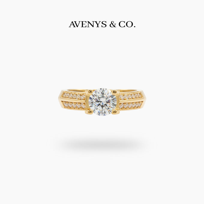 Suspension Max Pave Ring with White Round Stone – on Yellow Gold