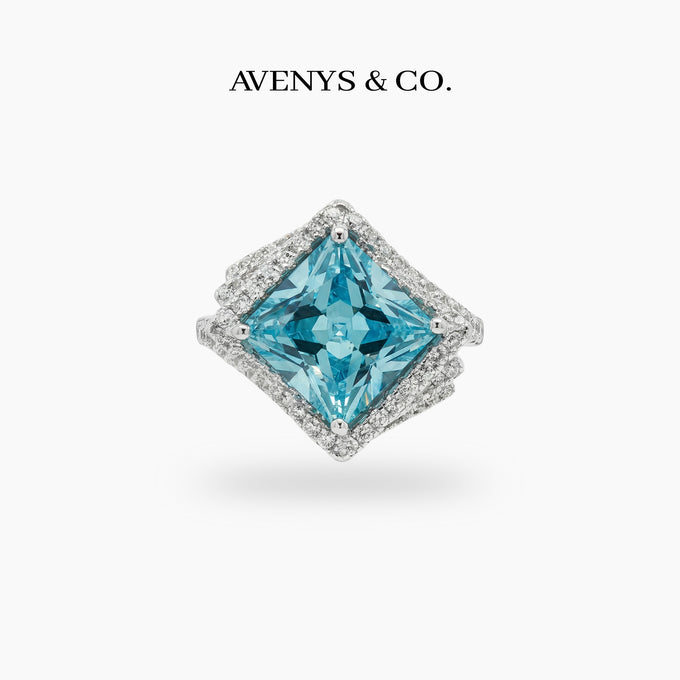 Side Radiant Ring with Aquamarine Radiant Stone – on White Gold