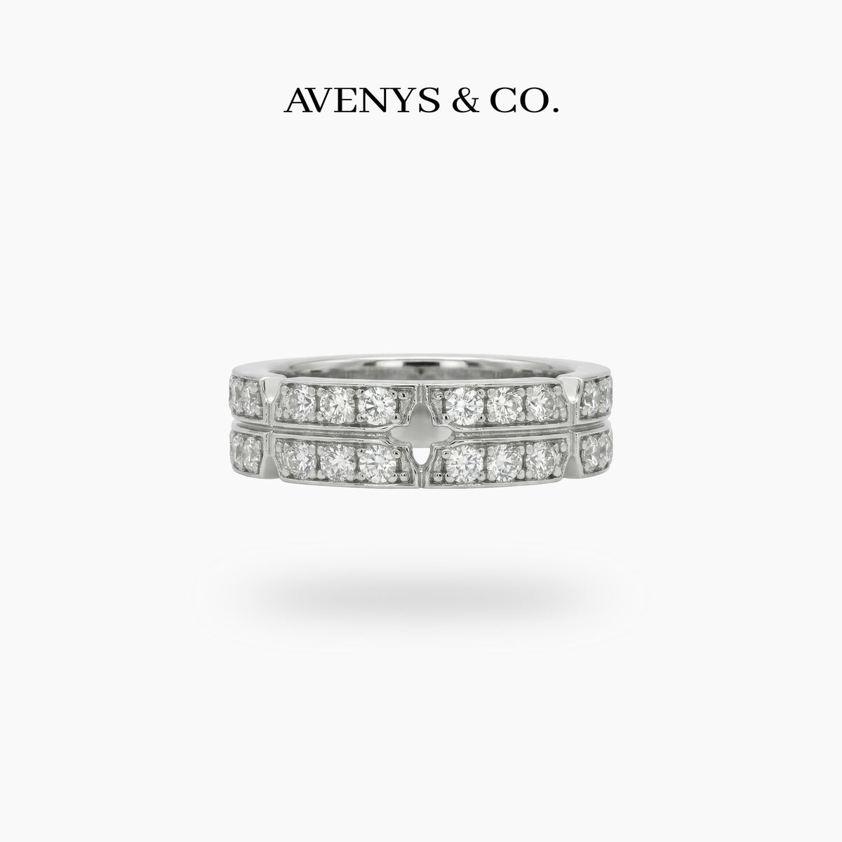 Link Ring with White Round Stone – on White Gold