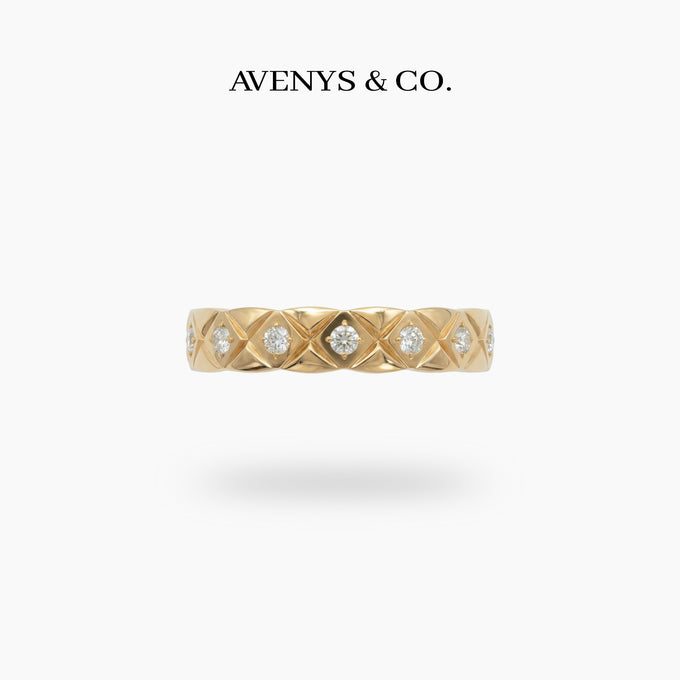 Crush Slim Ring with White Round Stone – on Yellow Gold