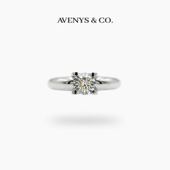 Suspension Max Ring with White Round Stone – on White Gold