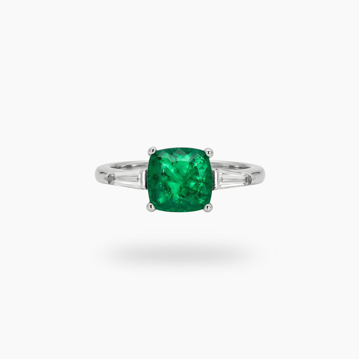 Princess Trilogy Ring with Green Princess Stone – on White Gold