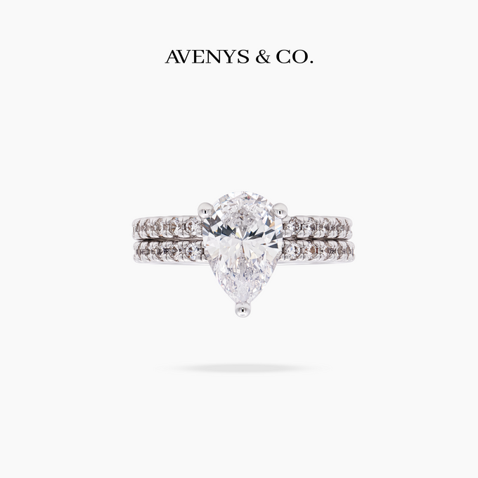 AV Dua™ Pear Ring Set with White Pear Stone – on White Gold