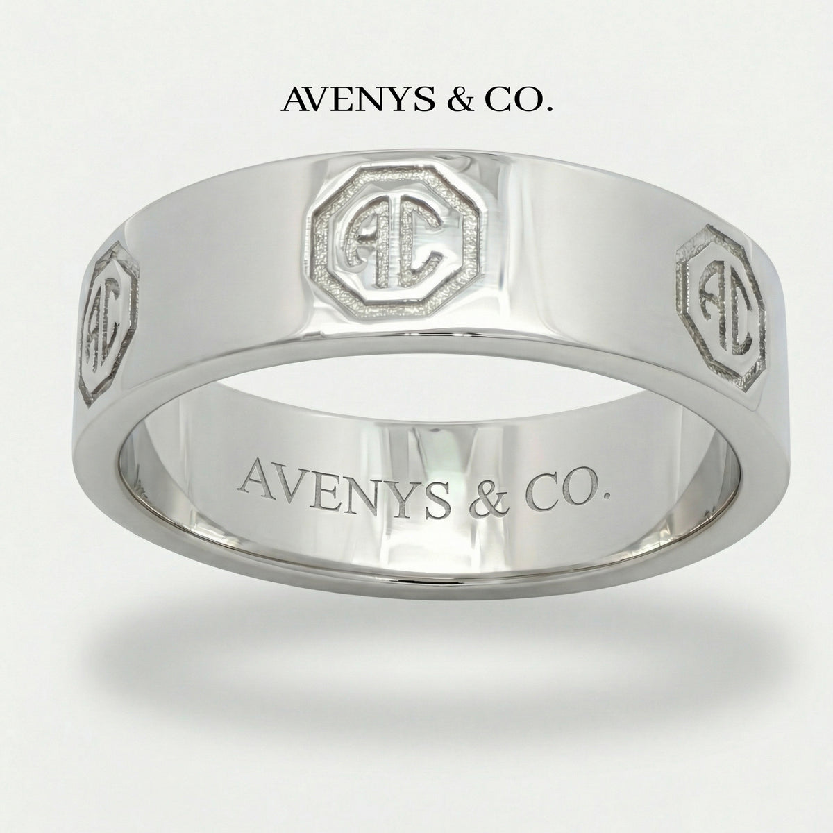 Halo Classic Ring – on White Gold