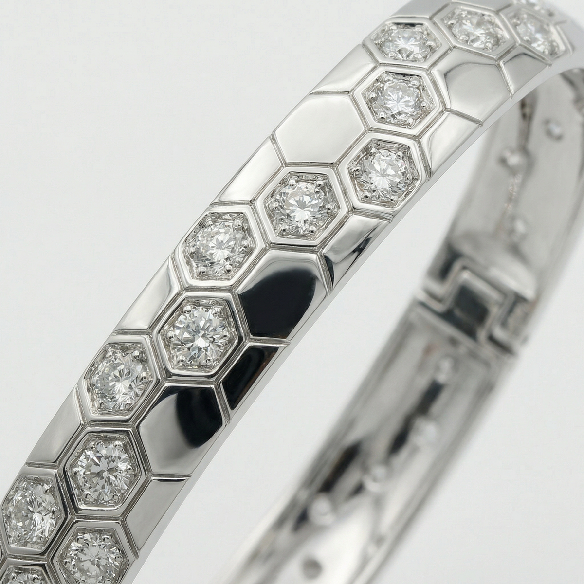 Honeycomb Wide Bangle with White Round Stone – on White Gold