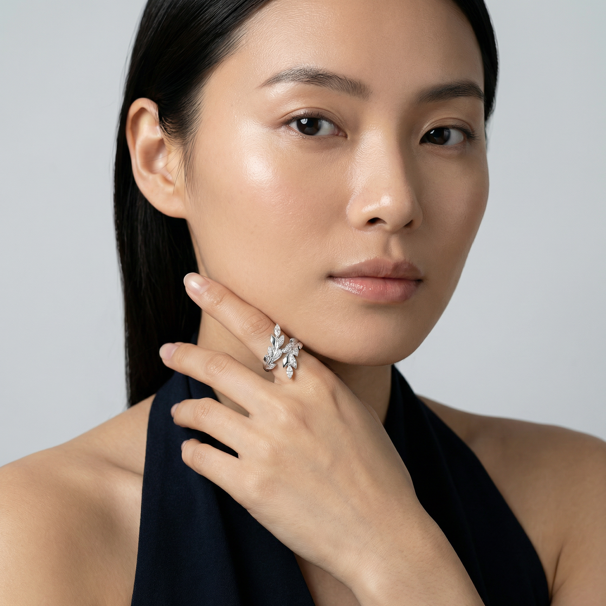 Leaf Ring with White Round Stone – on White Gold