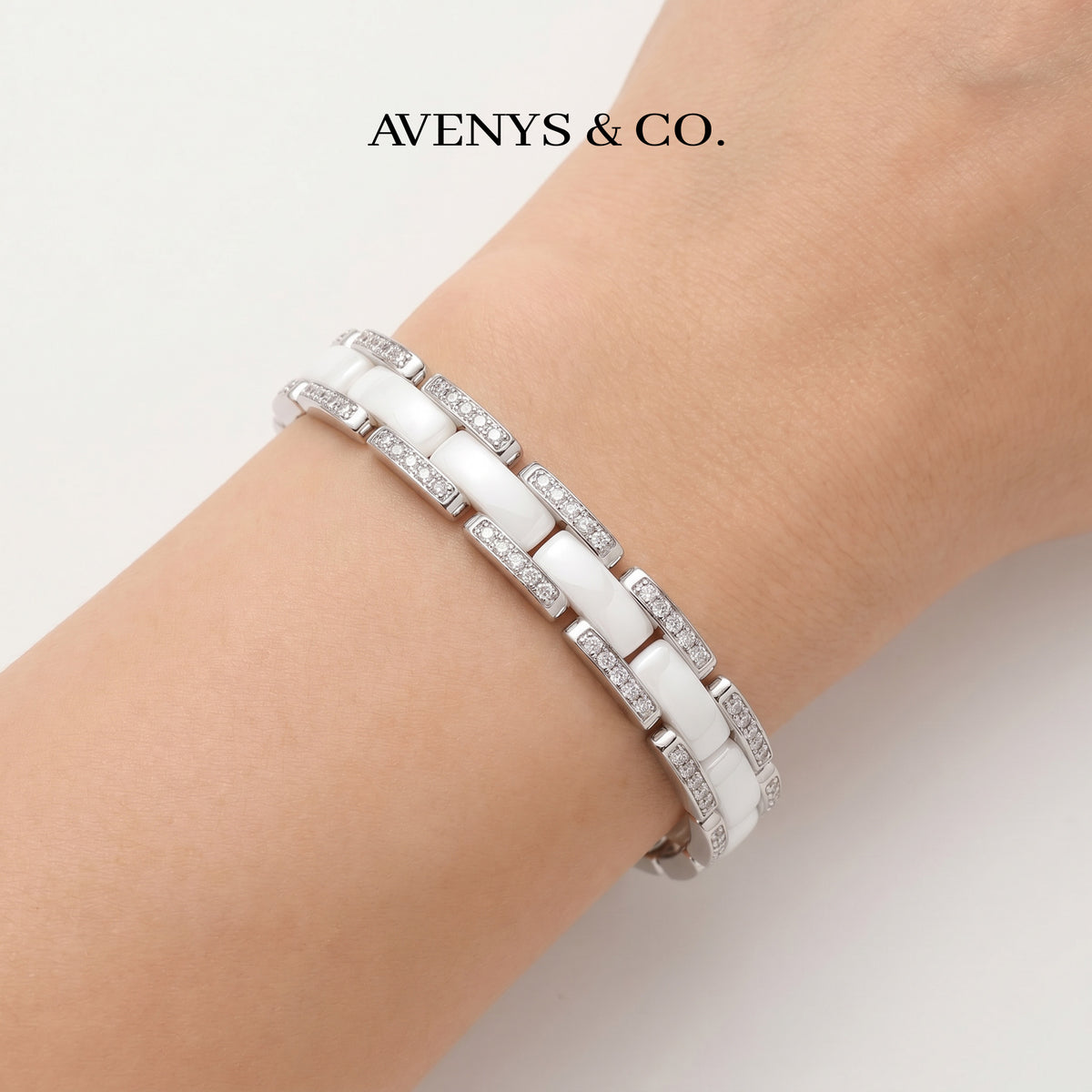 Connected Bracelet with White Round Stone – on White Gold