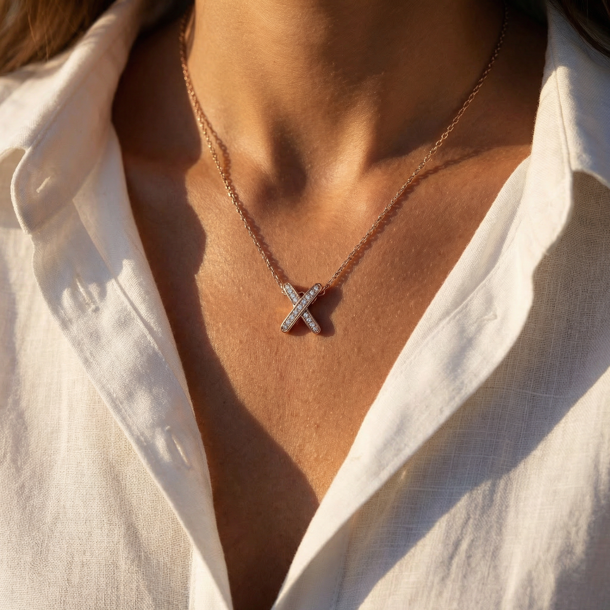 Interlink Necklace Rose Pendant with White Round Stone – on Rose Gold