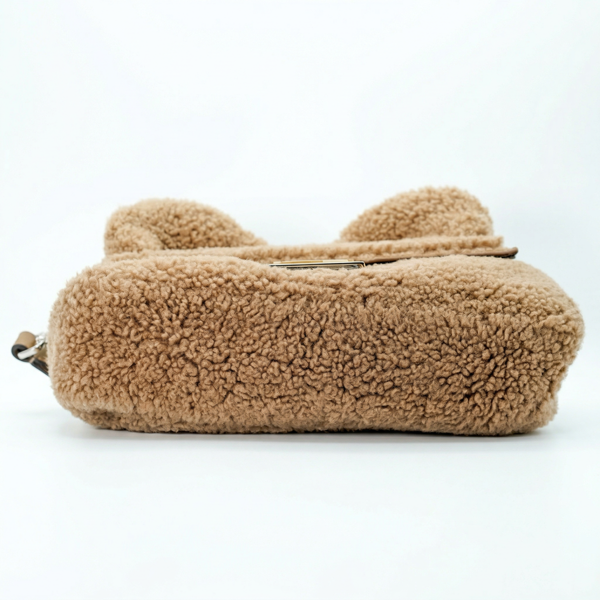 Fendi Baguette Regular Teddy – Curly Shearling