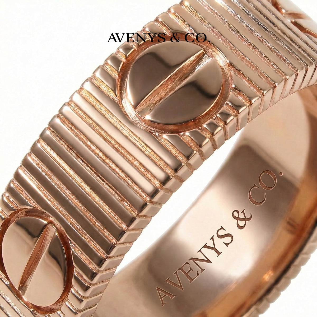 Loop Classic Ring – on Rose Gold