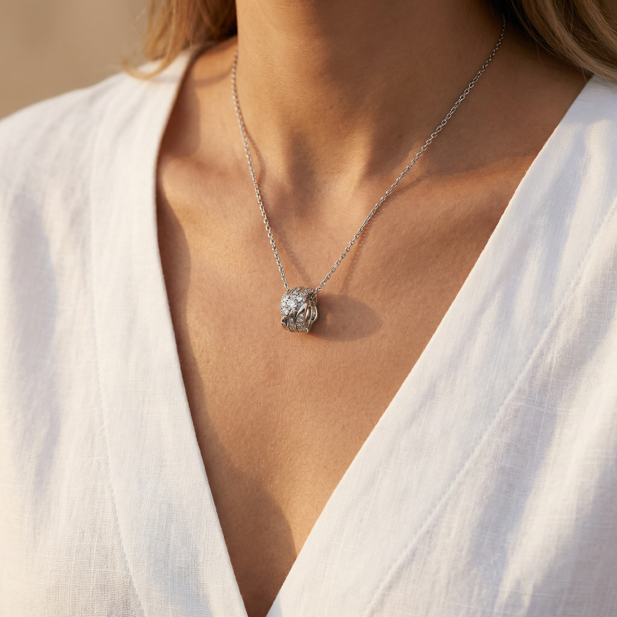 Birds Necklace with White Round Stone – on White Gold