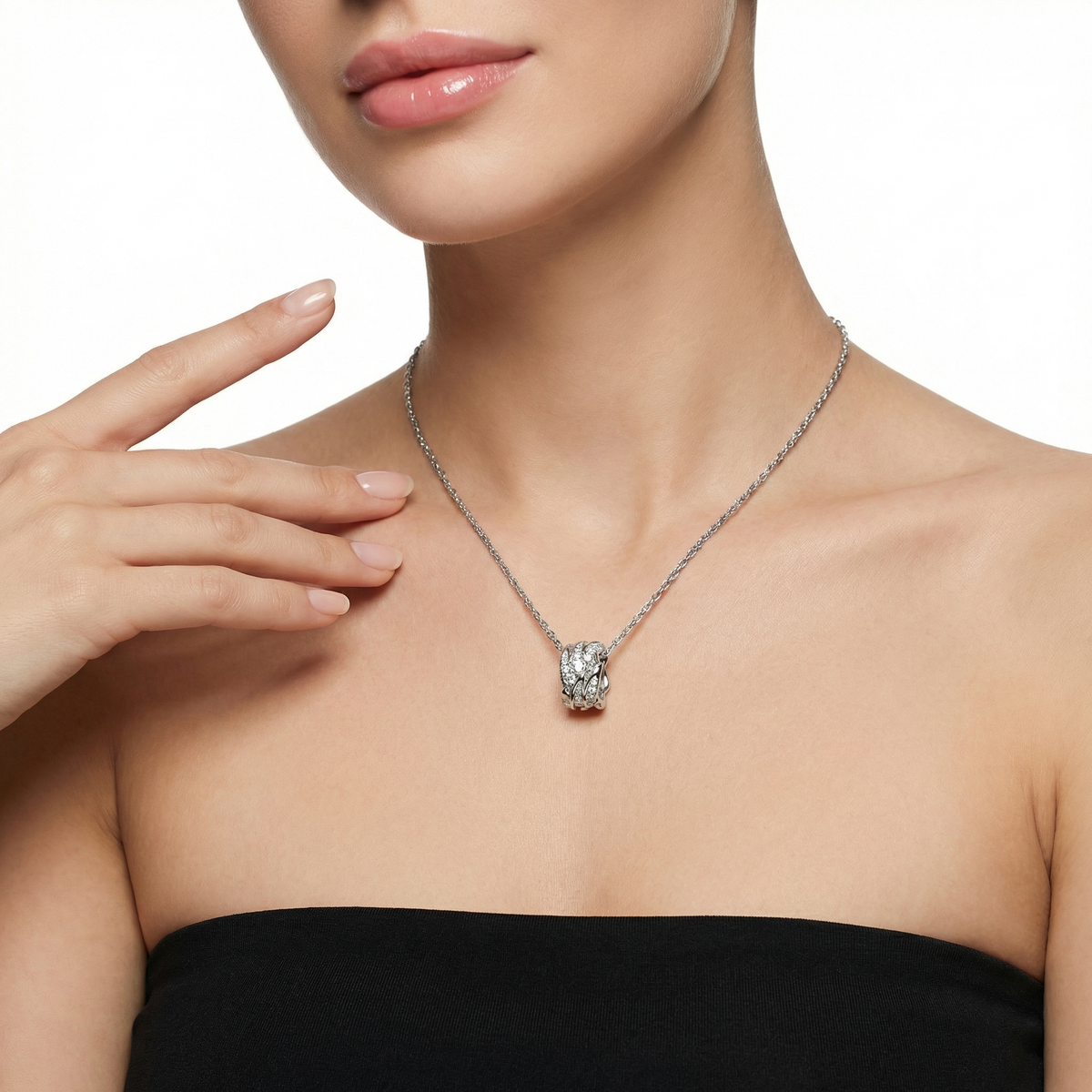 Birds Necklace with White Round Stone – on White Gold